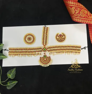 Red Kundan & White Headset – Kuchipudi & Bharatanatyam Dance Headset | Gold Finish