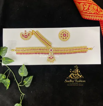 Pink & White Headset – Kuchipudi & Bharatanatyam Dance Headset | Gold Finish