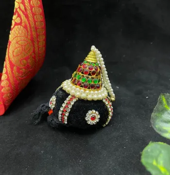 Red and Green Kundan – Andal Kondai Hair Bun Ornament | Kuchipudi & Bharatanatyam | Gold Finish with Kundan Stones
