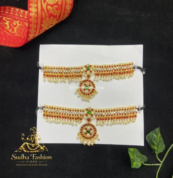 One Step Jalar with Pearl Baju Bandh – Kuchipudi & Bharatanatyam Arm Band | Gold Finish with Pearls